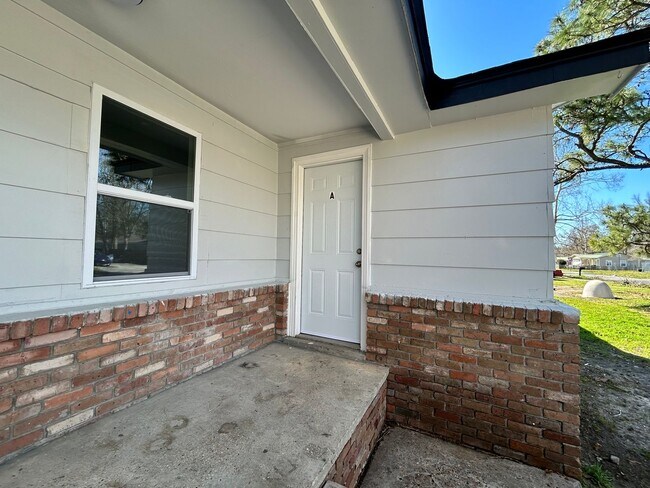 2004 47th Ave Unit A