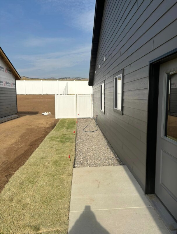 Photo - 36 W Hauser St Unidad 1