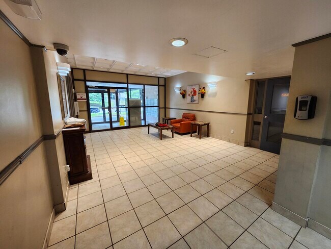 Photo - 411 Ellerdale St Unit 205