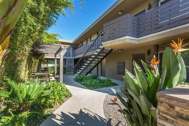 Elan Beachlofts