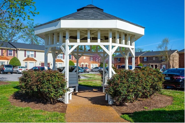 Photo - Charleston Hall