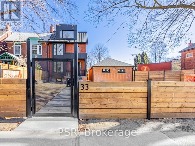 Photo - 33 Parkway Ave