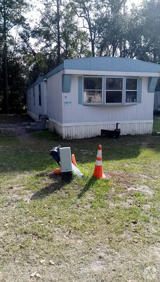 Building Photo - Charming 2 bed, 1 bath Rental
