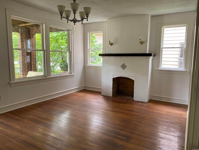 Photo - 1620 S Gaines St