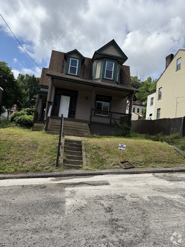 Building Photo - 1143 Buente St Rental