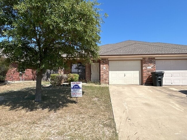 Photo - 1107 Cinch Dr Unit 1107 Cinch Dr  A