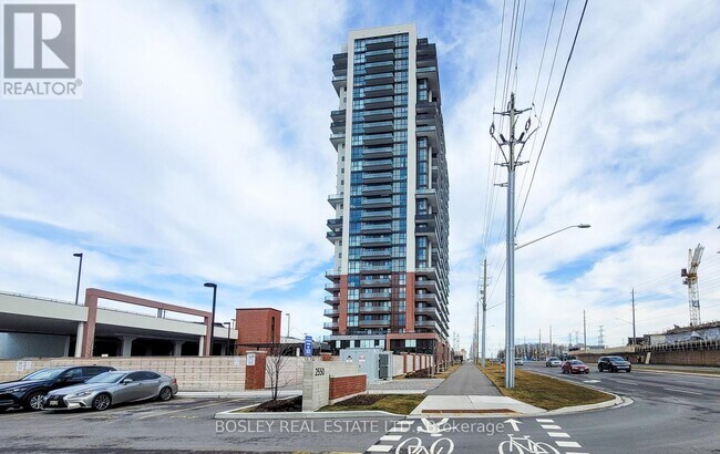 Photo - 2550 Simcoe St N