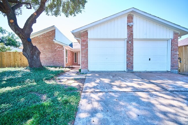 Building Photo - 7214 Westbranch Dr