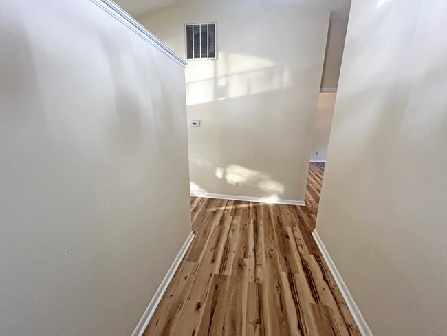 Photo - 26 Aledo Ct Unit 26 Aledo Ct