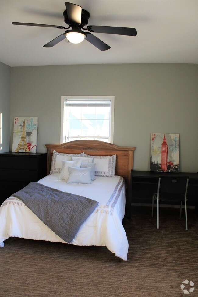 Building Photo - 4511 Twain Cir Unit 301 Rental