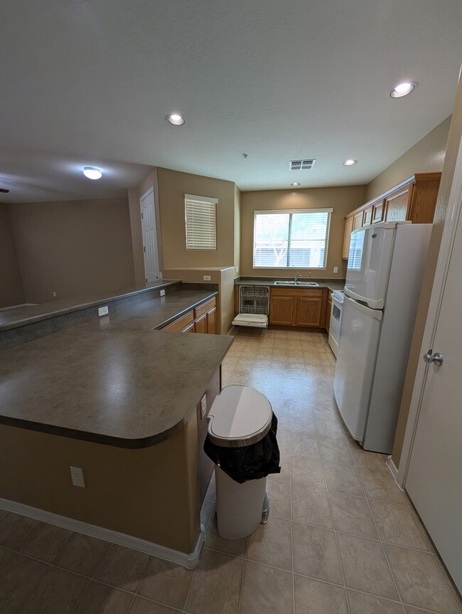 Photo - 1250 S Rialto