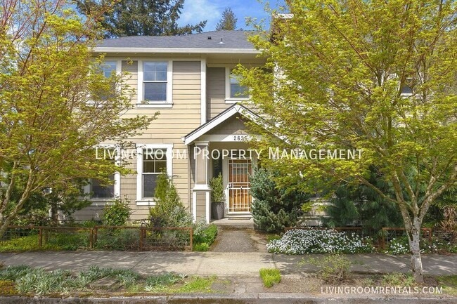 Building Photo - 2635 NE Sumner St