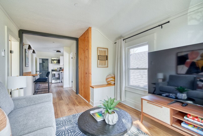 Photo - 2515 NW Upshur St Unit SI ID1611874P