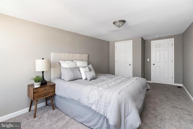 Photo - 415 N Bradford St