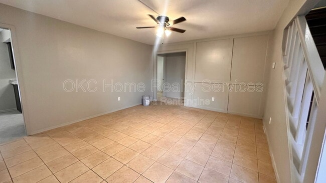 Photo - 6715 Lyrewood Ln
