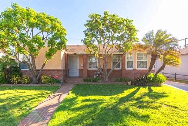 Photo - 2452 Colby Ave Unidad House