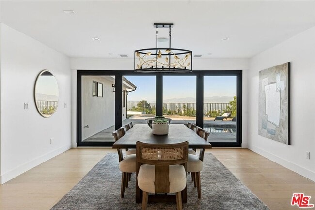 Photo - 15655 Castlewoods Dr