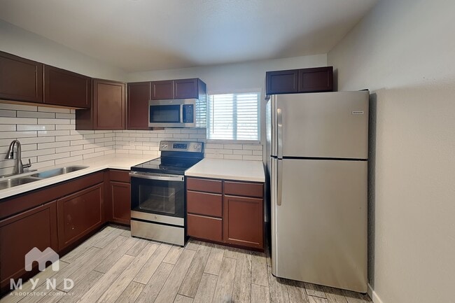 Photo - 12707 W Tasha Dr Unit 4