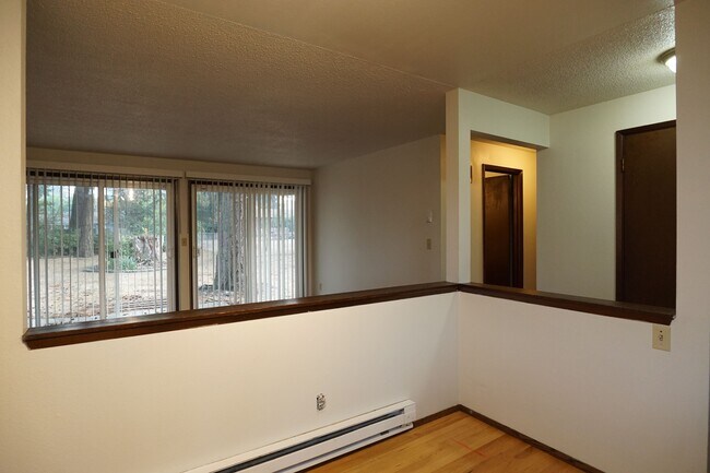 Photo - 1638 105th St S