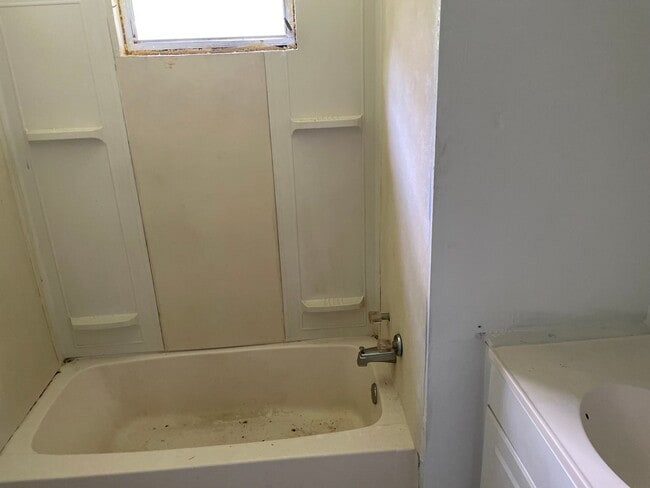 Photo - 3 bed Apalachee Pky and Capital Circle