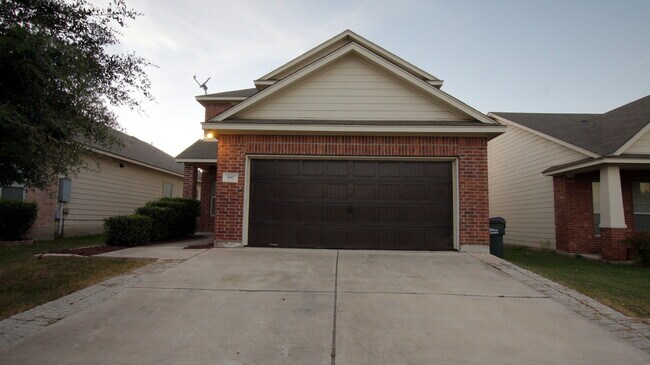 Photo - 197 Ferrule Dr Casa