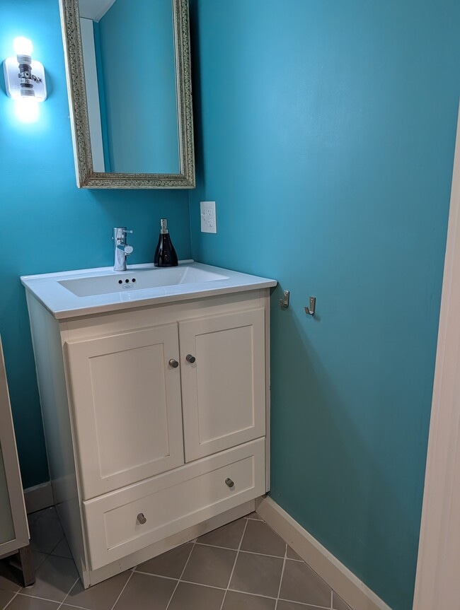 Photo - 1480 Main Rd