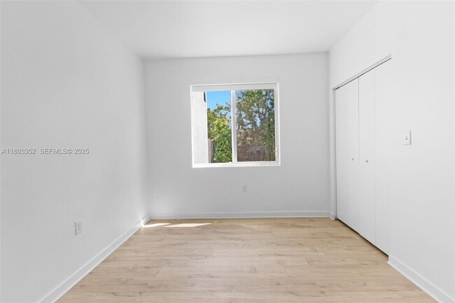 Photo - 170 NW 158th St