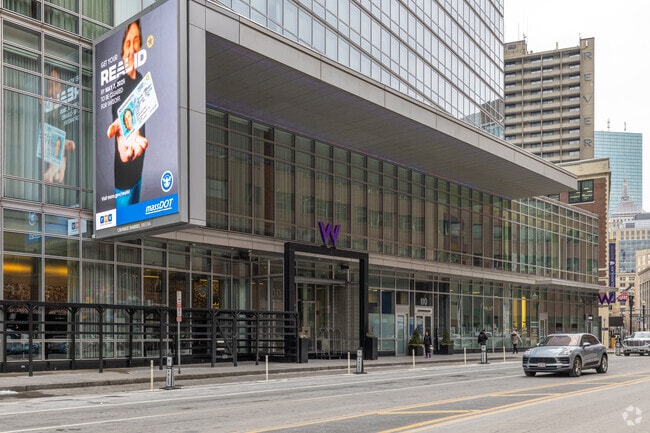 Alternar - The W Residences