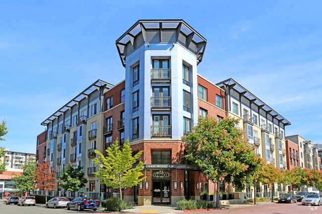 Building Photo - The Uptown
