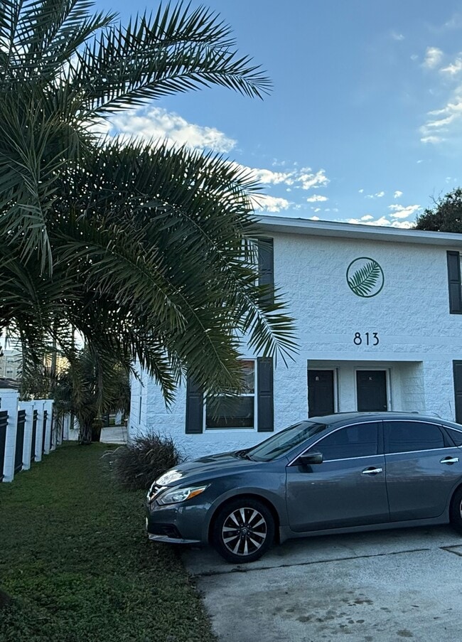 Building Photo - North Palms Courtyard - 813