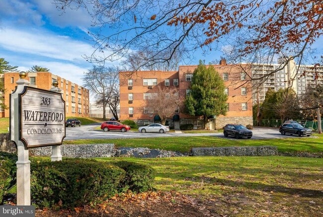 Photo - 383 Lakeside Rd Unit 104