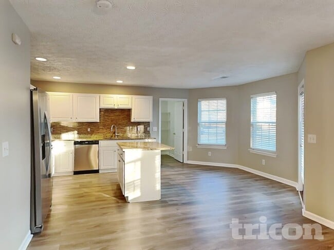 Photo - 5251 Miranda Way