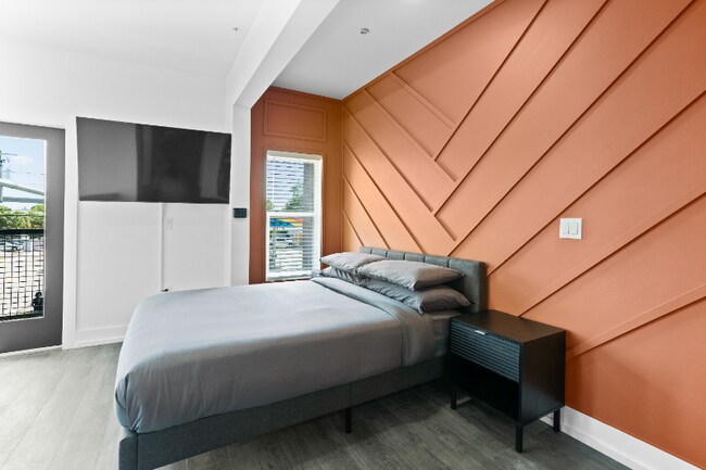 Photo - 927 S Howard Ave Unidad 10