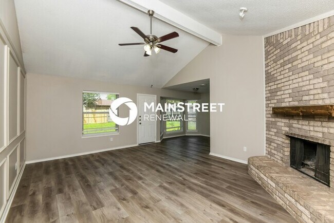 Photo - 4 Bedroom Pet-Friendly Home in Watauga, TX with Main Street Renewal