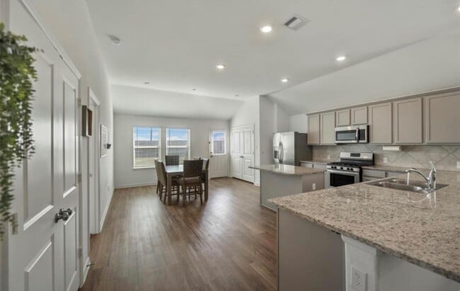 Photo - 3011 Azalea Pt