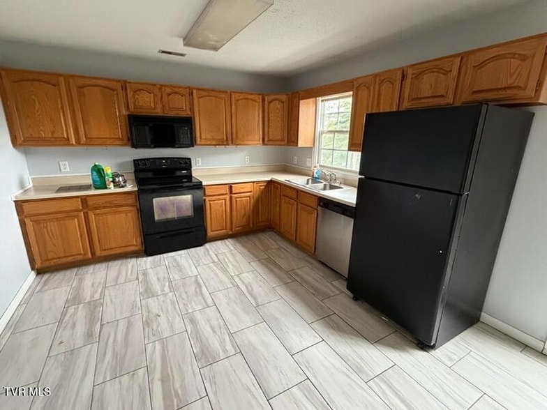 Photo - 122 Arrowhead Dr