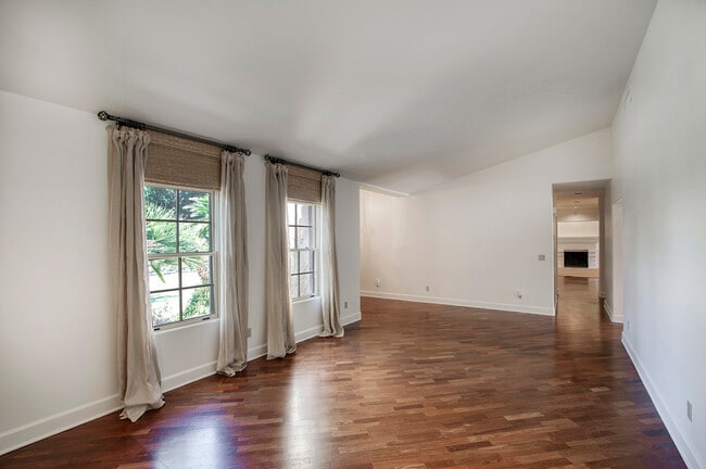 Photo - 4049 N 57th Pl