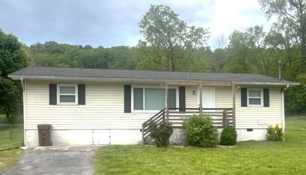 Great 3/2 ranch home in N. Knoxville - Great 3/2 ranch home in N. Knoxville