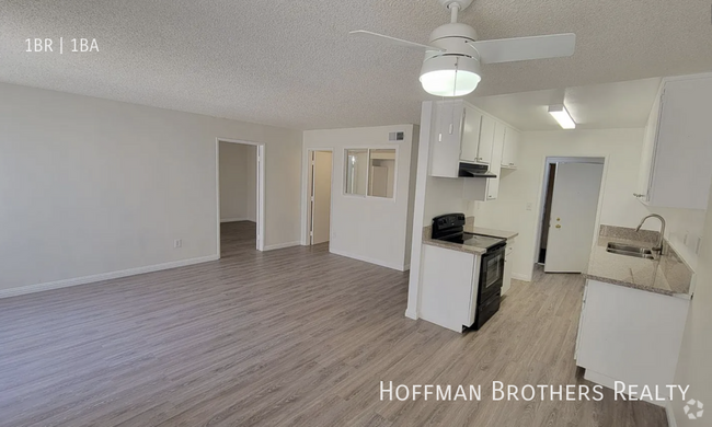 Building Photo - 5461 KESTER AVE. SHERMAN OAKS, CA 91411 Unit 210 Rental