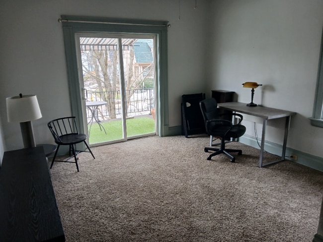 Photo - 2461 Fairview Ave Unidad 2461 Fairview Ave