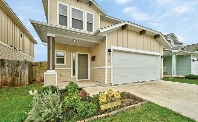 Photo - 4 Bedroom Home in Shadow Creek Available for Mid-July Move-In