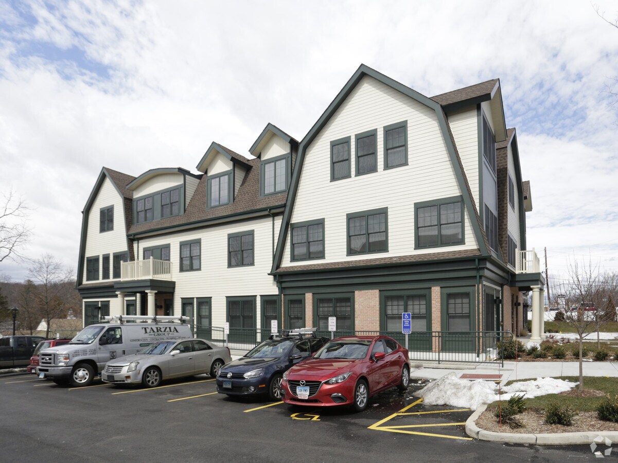 Maple Ridge - Maple Ridge Apartments