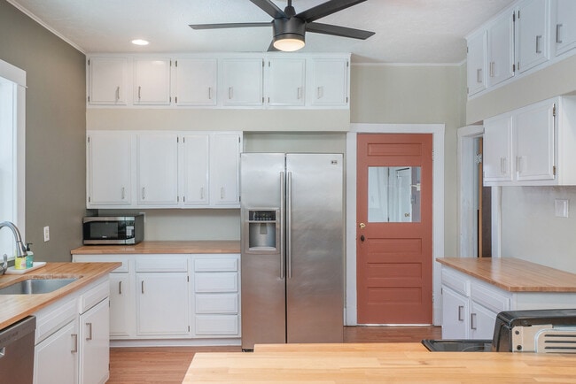 Photo - 515 West Mulberry Street