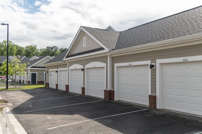 Photo - The Commonwealth At York