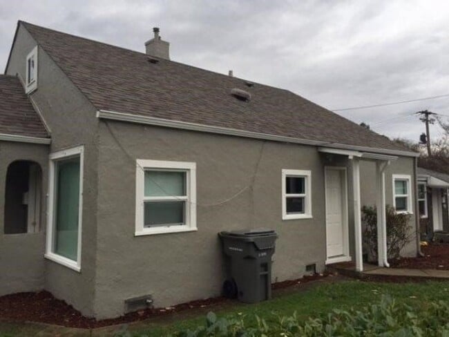 Photo - 203-207 NW 21st St. Unit 207 NW 21st St