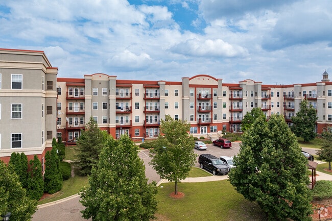 Bottineau Commons and Lofts