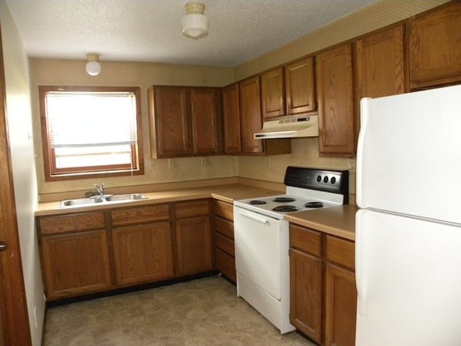 Photo - 520 7th St S