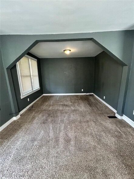 Photo - 1130 E 68th St Unidad 1