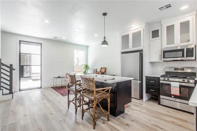 Photo - 1108 NW 79th St