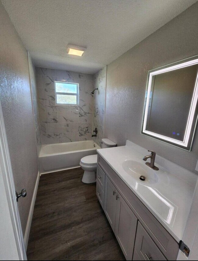 Photo - 1249 Chobee St